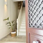 Lithos Syros Апартаменты