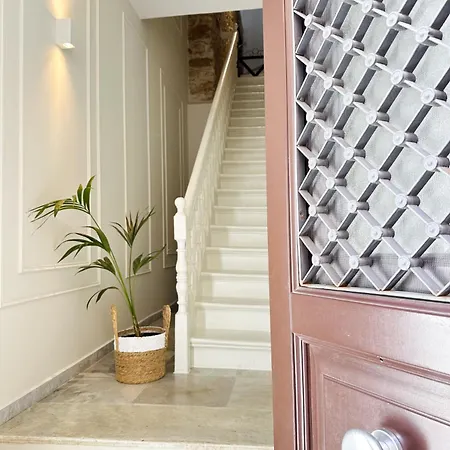 Lithos Syros Apartment